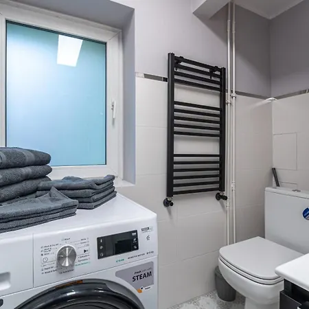 Apartly - &a アパート